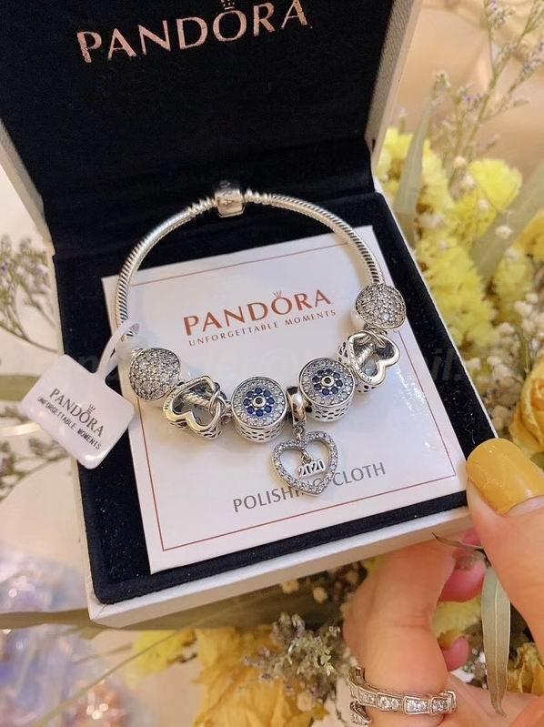 Pandora Bracelets 324